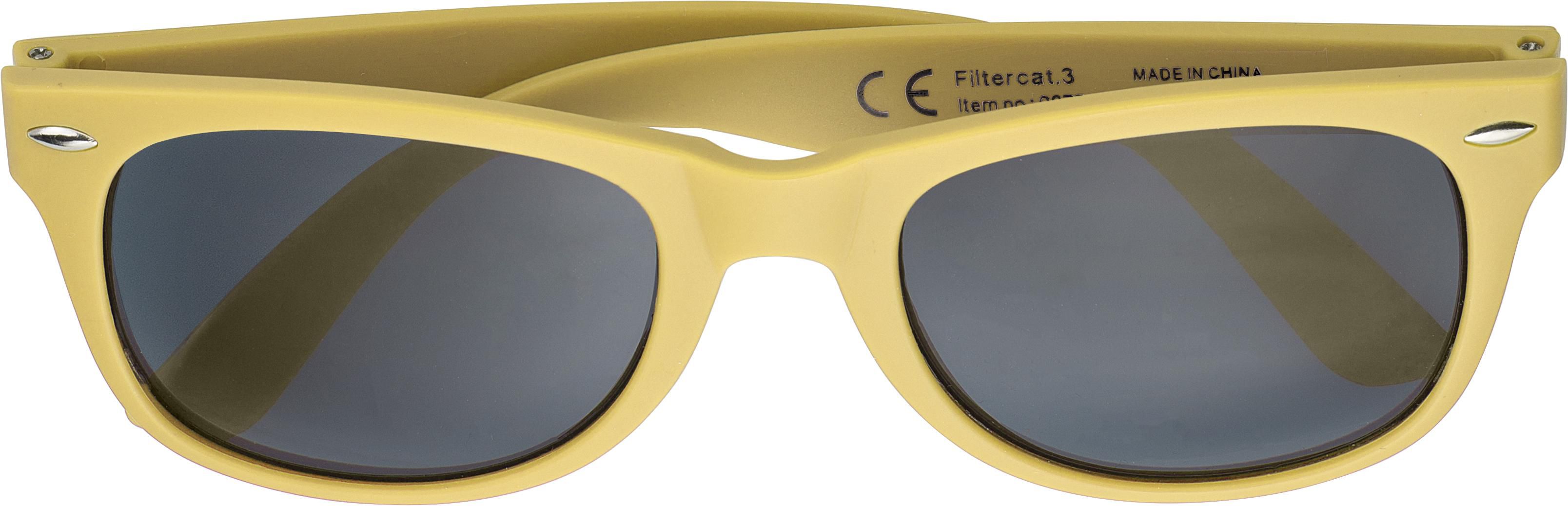 Lunettes de soleil en plastique recyclé Kenzie