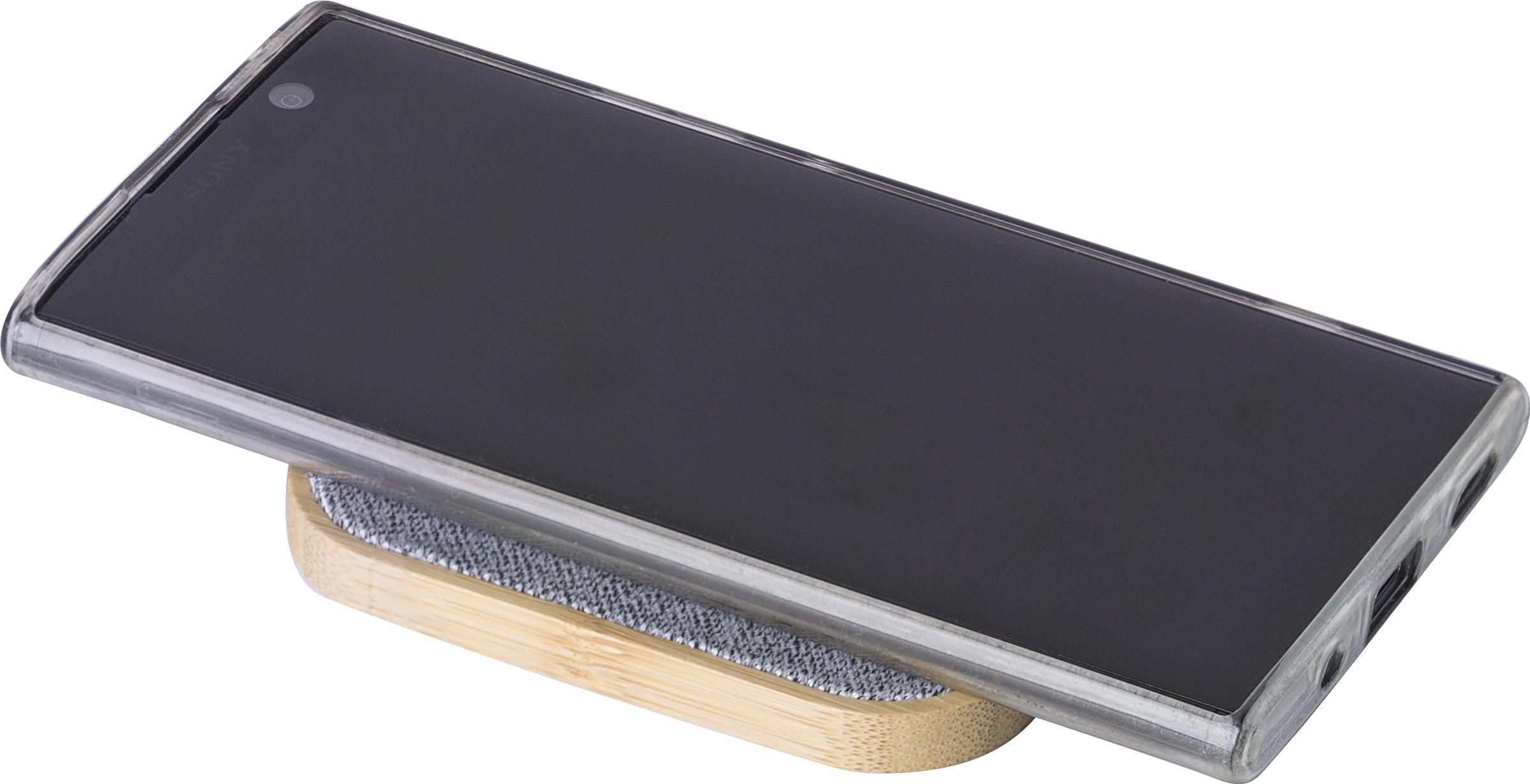 Chargeur à induction en bambou Moses