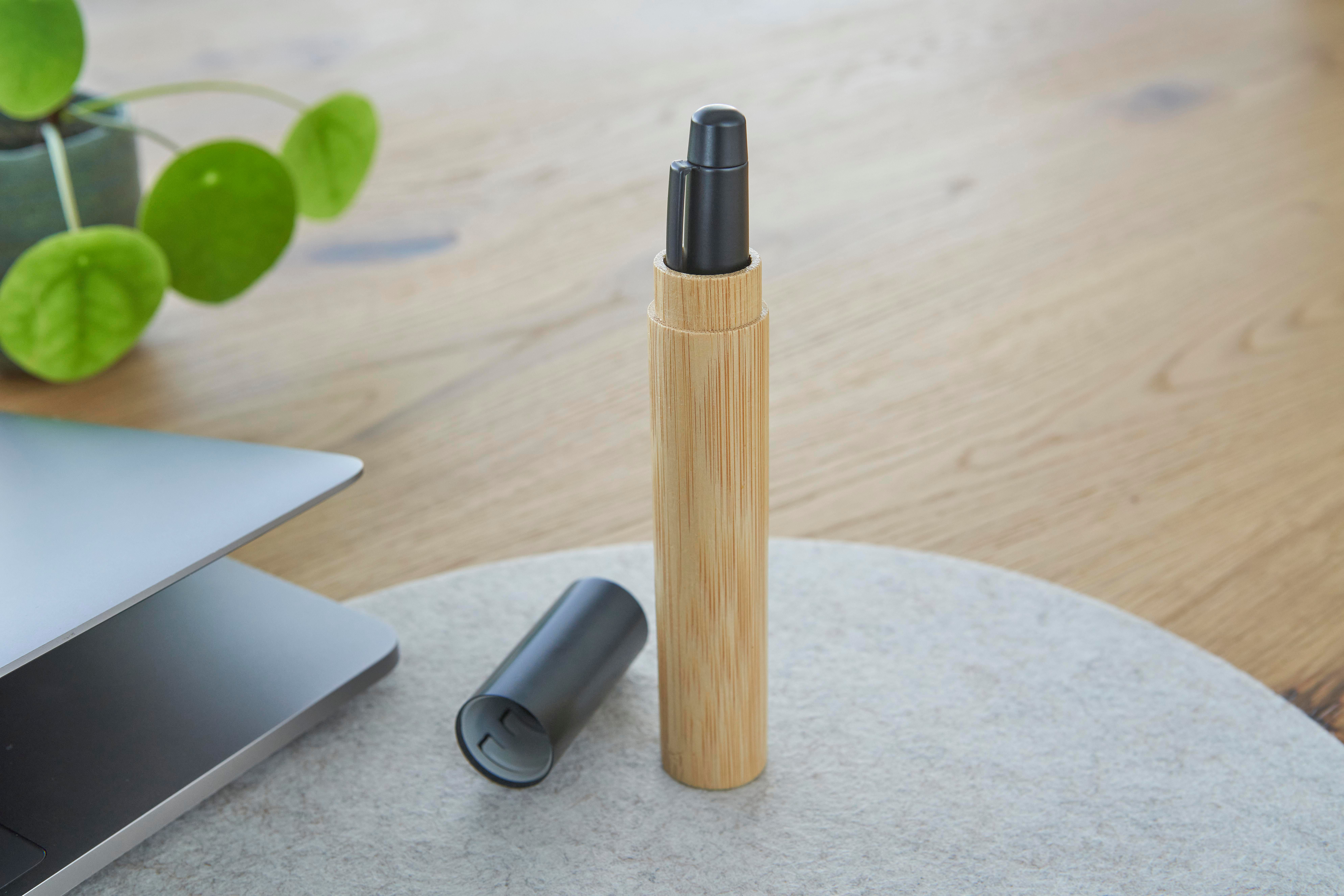 Stylo bille twist en acier inoxydable et bambou Anke