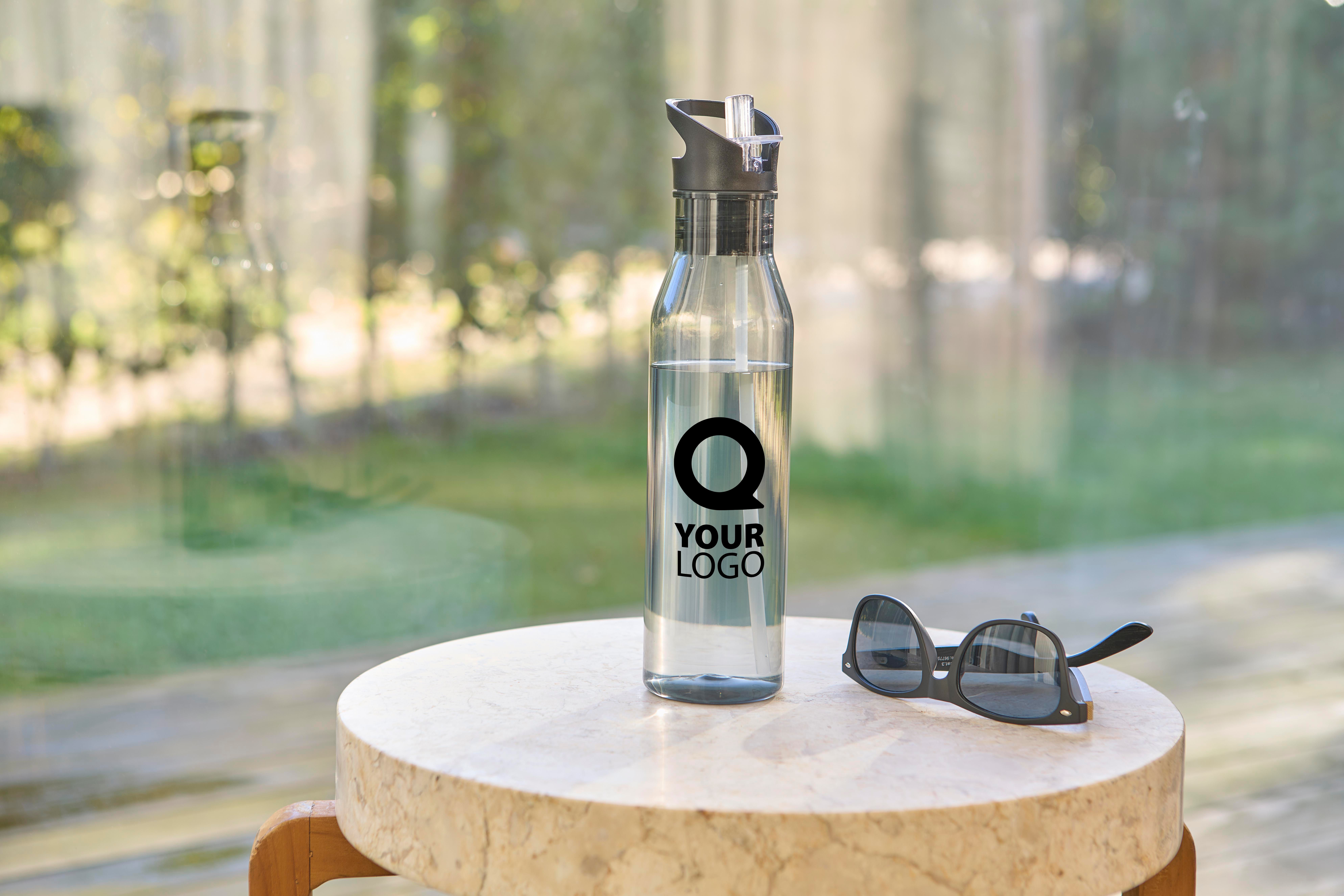 Gourde de 730 ml en rPET avec paille Manfred