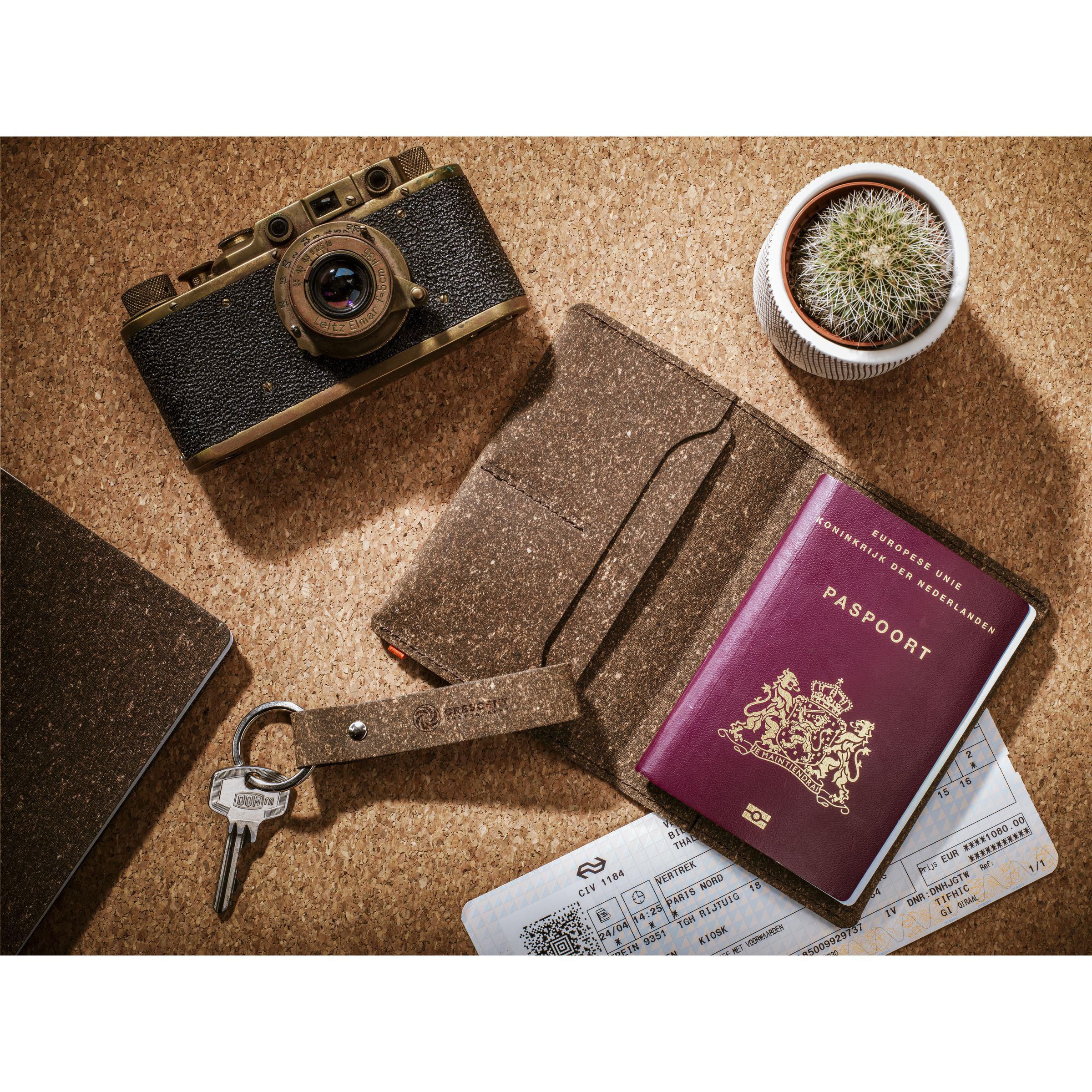Recycled Leather Keyring porte-clés
