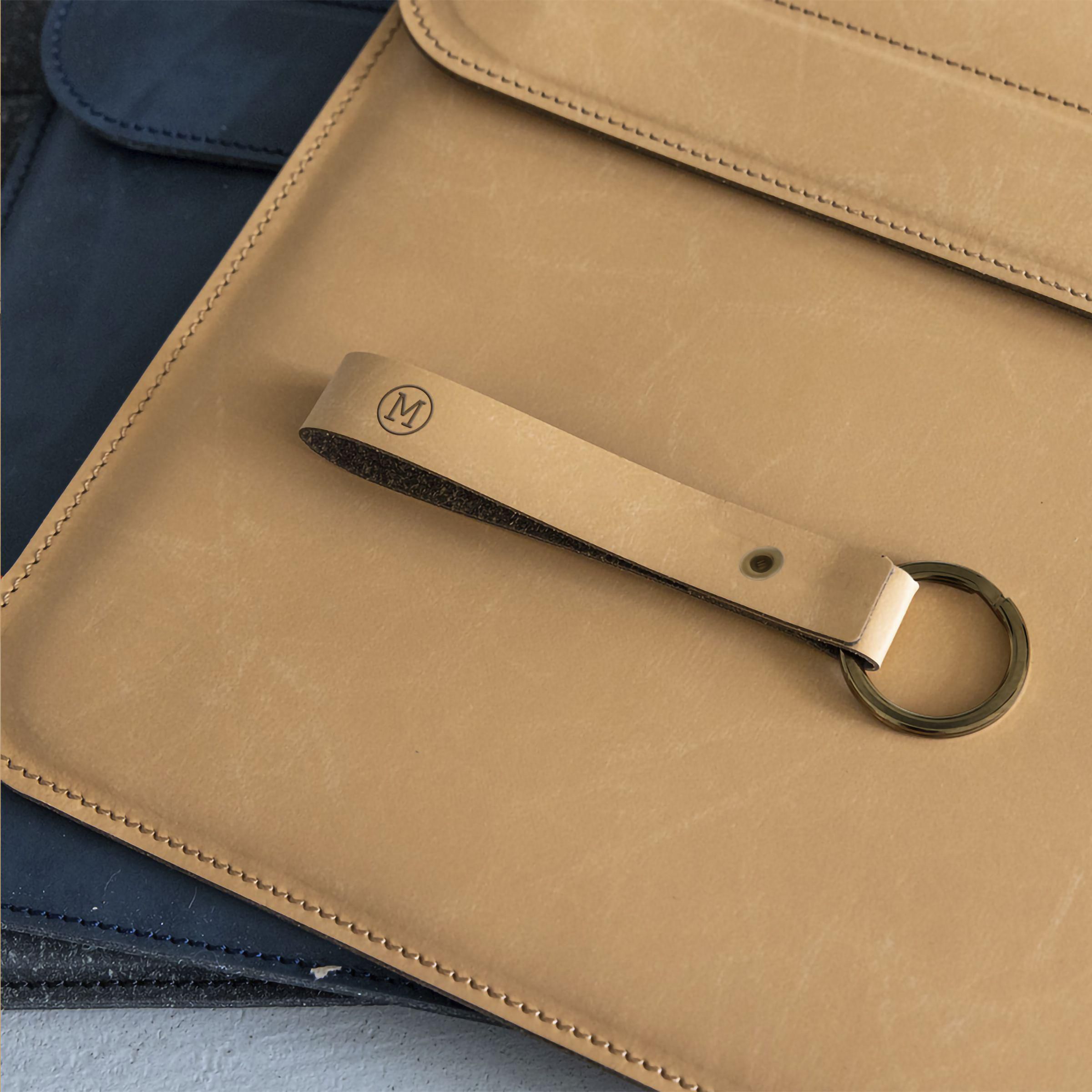 Recycled Leather Keyring porte-clés