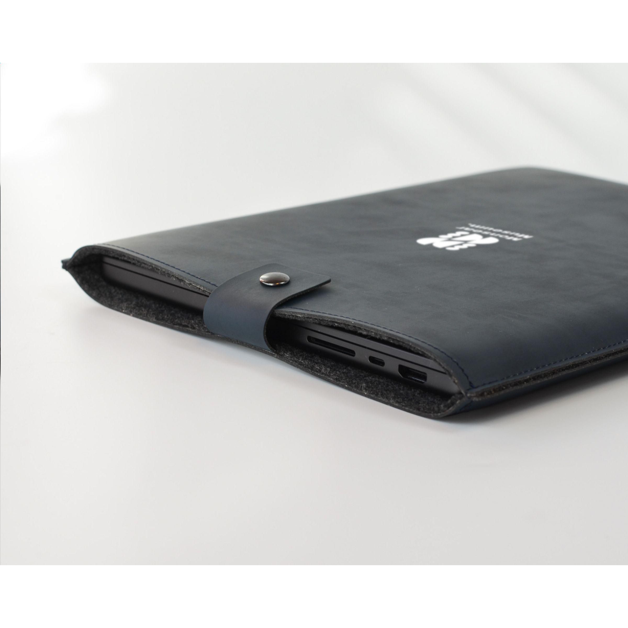 Recycled Leather Laptop Sleeve 14"