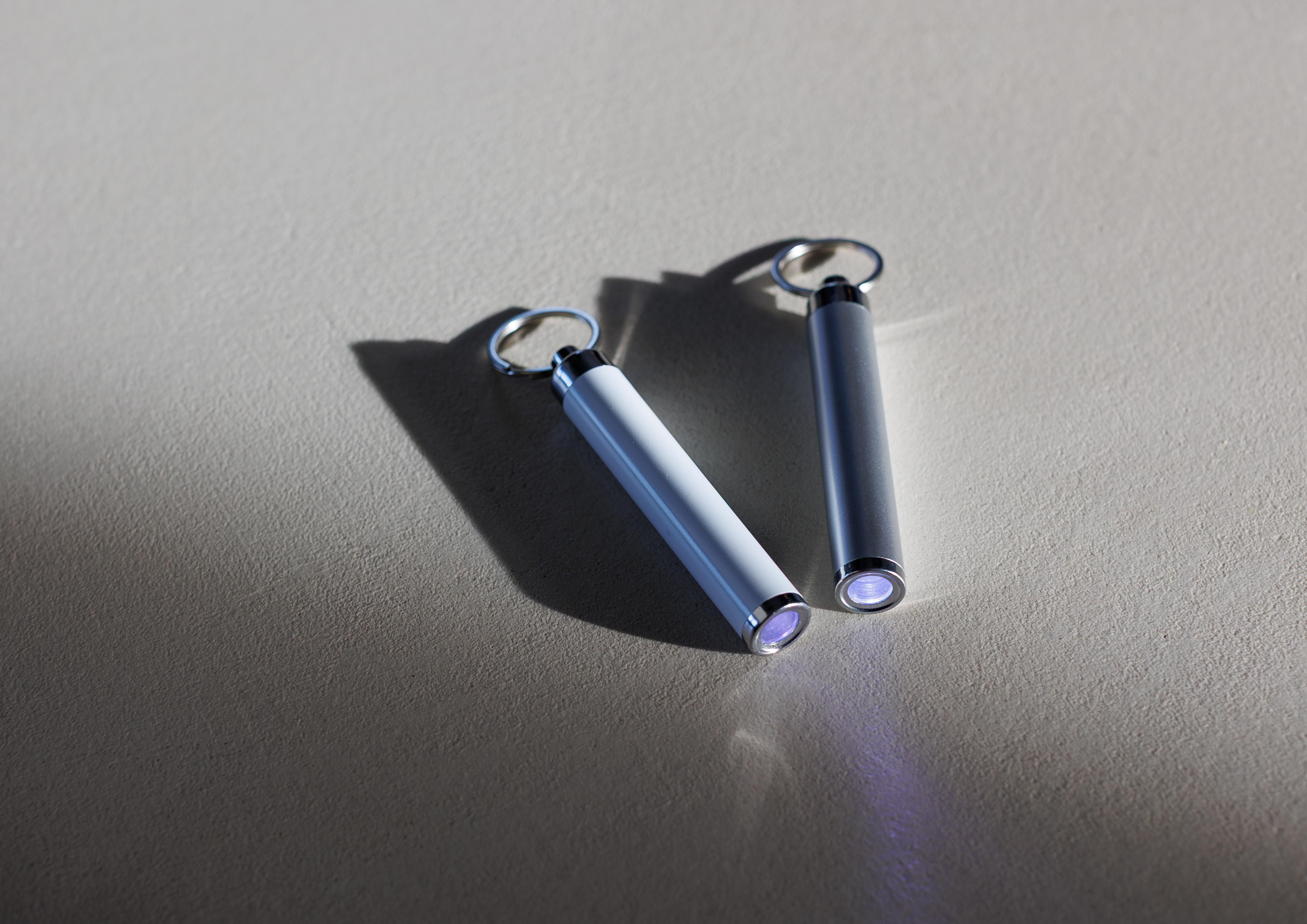 Porte-clés lampe de poche Zola