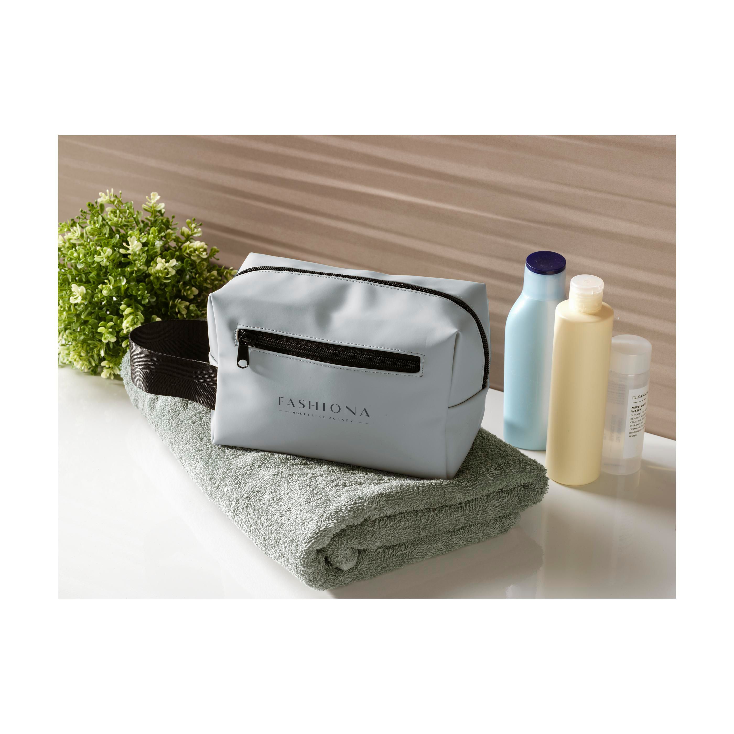 Lennon RCS Recycled Toiletry Bag